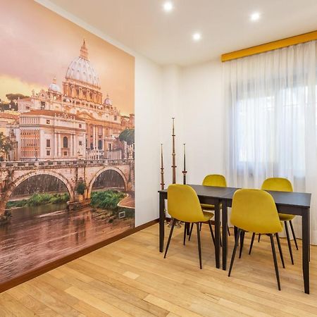 St Peter'S Spacious 4 Bdr With Private Parking Appartement Rome Buitenkant foto