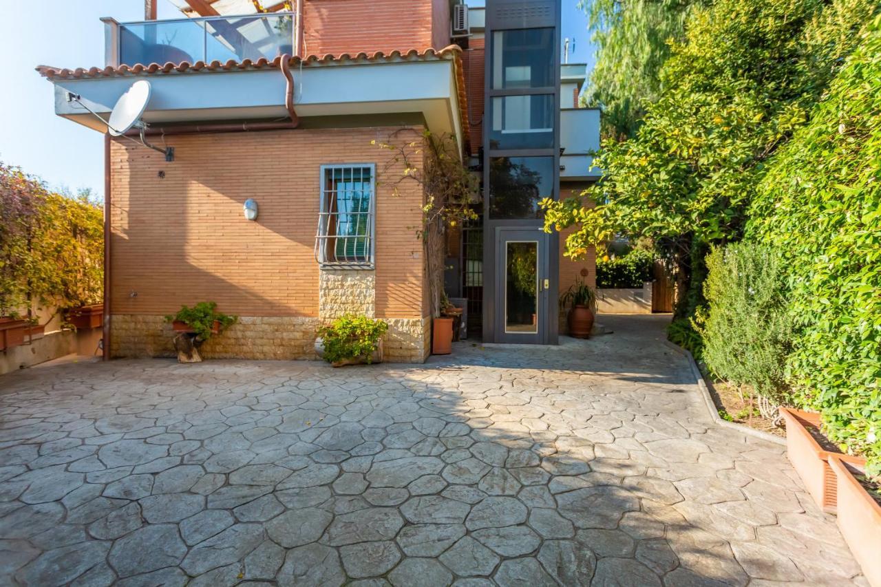 St Peter'S Spacious 4 Bdr With Private Parking Appartement Rome Buitenkant foto