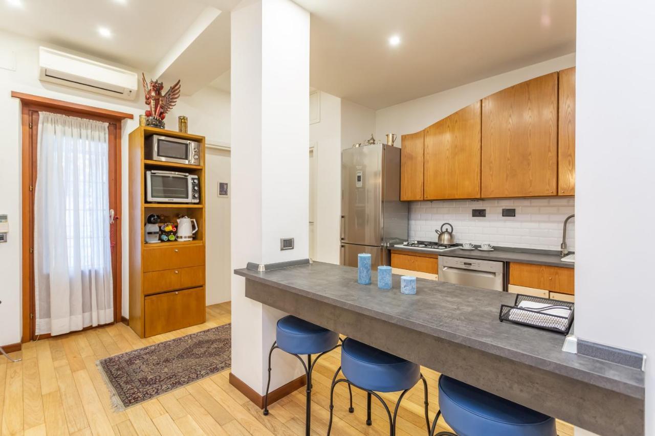 St Peter'S Spacious 4 Bdr With Private Parking Appartement Rome Buitenkant foto