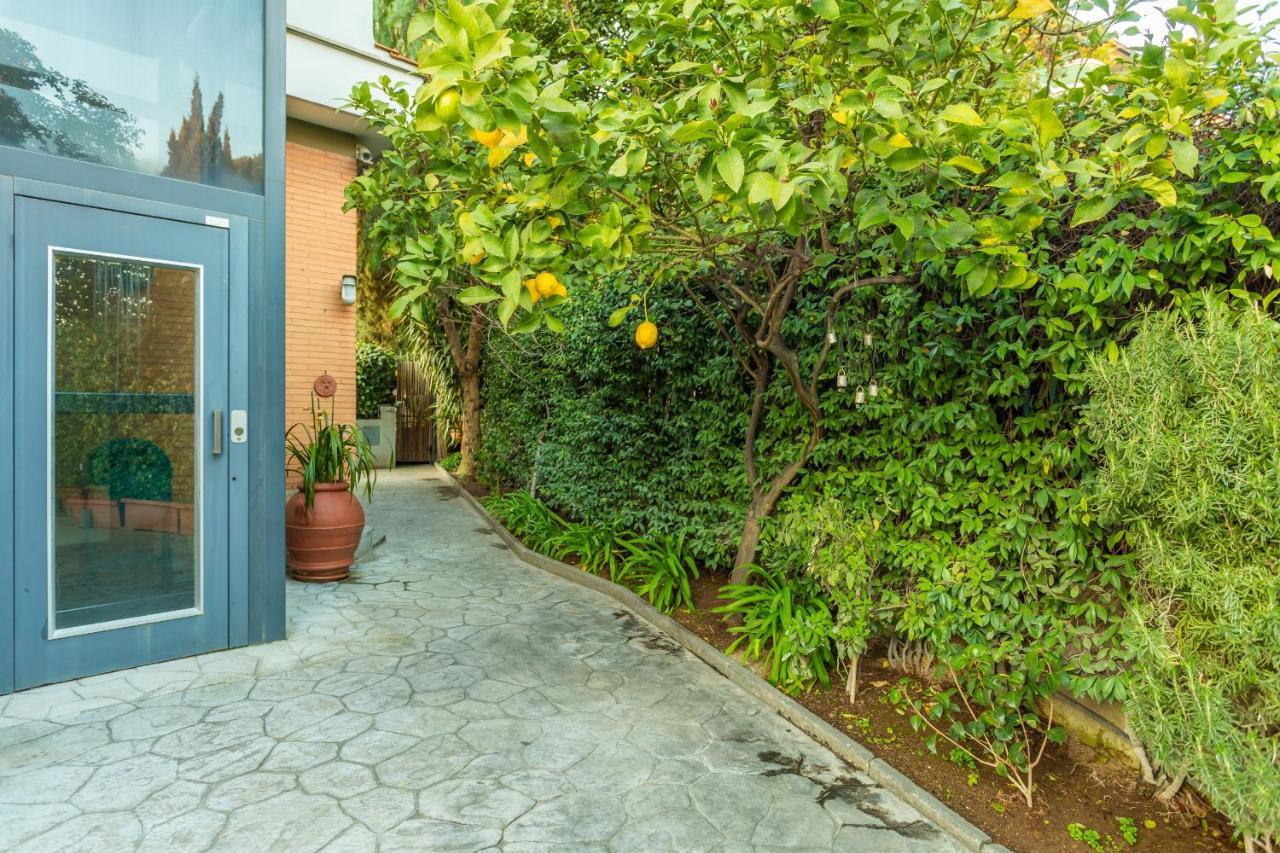 St Peter'S Spacious 4 Bdr With Private Parking Appartement Rome Buitenkant foto